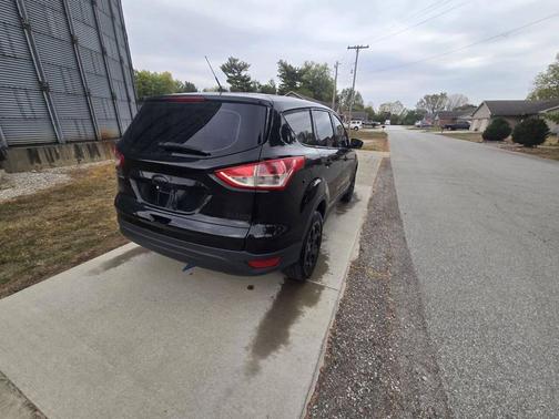 2014 Ford Escape S