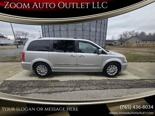 2012 Chrysler Town & Country Limited