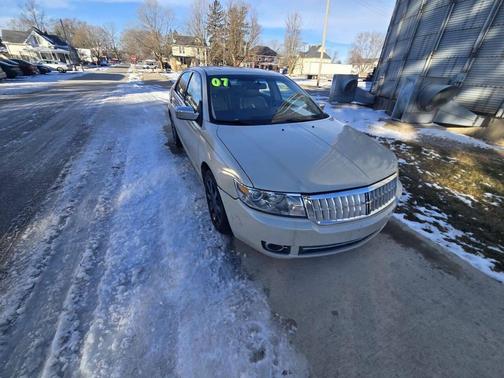 2007 Lincoln MKZ Base