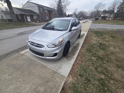 2015 Hyundai Accent GLS