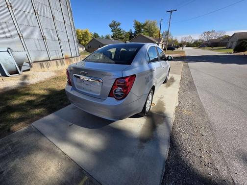 2016 Chevrolet Sonic LT