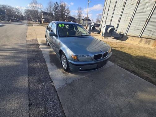 2003 BMW 325 325xi AWD 4dr Sedan