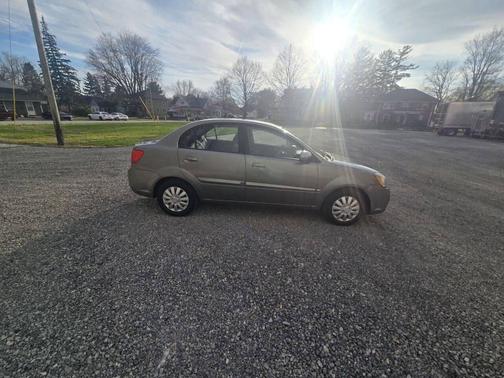 Titanium 2011 Kia Rio LX