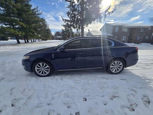 2011 Lincoln MKS Base