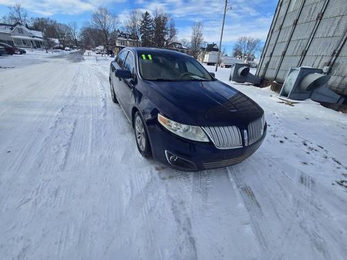 2011 Lincoln MKS Base