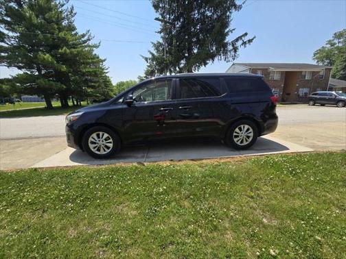 2015 Kia Sedona LX