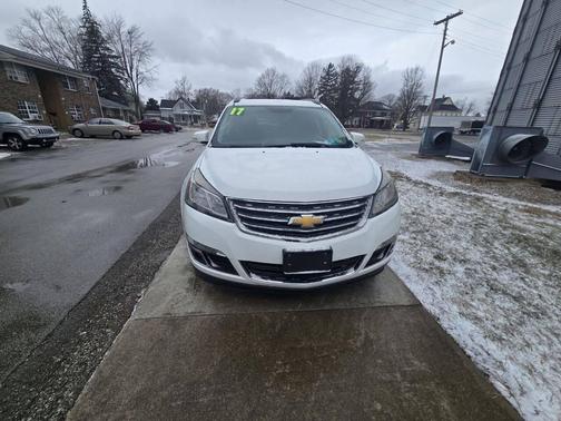 2017 Chevrolet Traverse 1LT