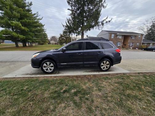2012 Subaru Outback 2.5i