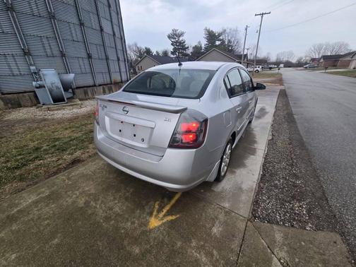 2011 Nissan Sentra 2.0 SR