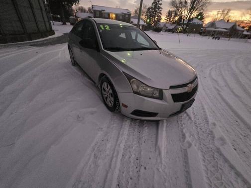 2012 Chevrolet Cruze LS