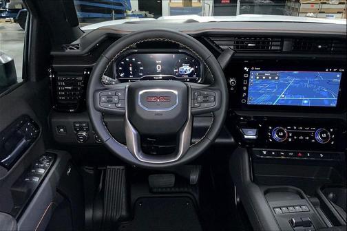 2025 GMC Sierra 2500 AT4
