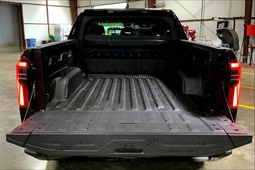 2025 GMC Sierra EV Max Range Denali