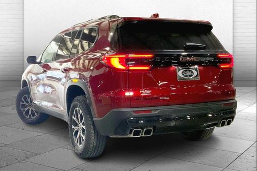 2025 GMC Acadia AWD AT4