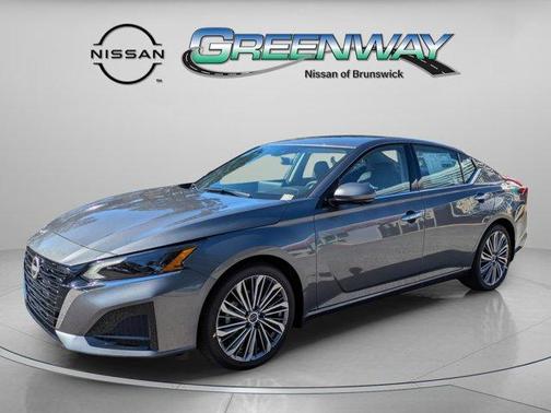 2025 Nissan Altima SL