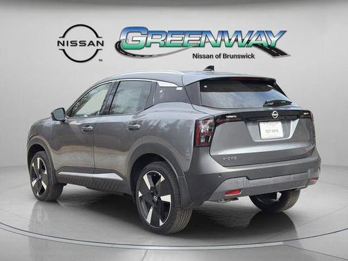 Gun Metallic 2026 Nissan Kicks SR
