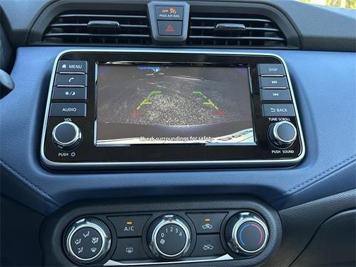 2025 Nissan Versa 1.6 SV