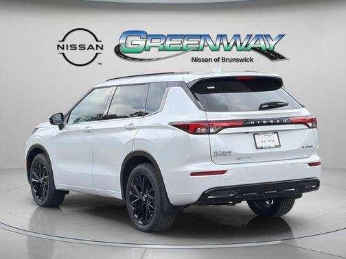 Alpine Frost 2026 Nissan Rogue PLAT