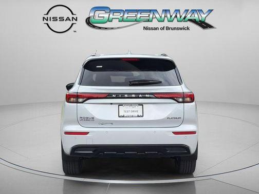 Alpine Frost 2026 Nissan Rogue PLAT