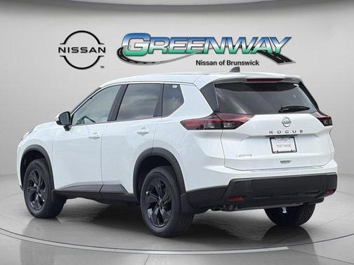 Everest White P 2026 Nissan Rogue SV