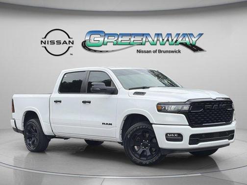 Bright White Clearcoat 2025 RAM 1500 Big Horn/Lone Star