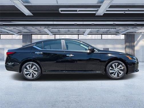 2025 Nissan Altima S