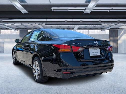 2025 Nissan Altima S