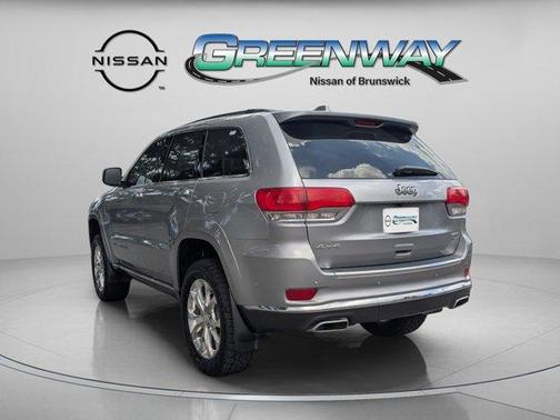 2021 Jeep Grand Cherokee Summit