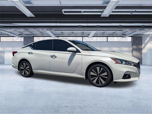 2021 Nissan Altima 2.5 SL