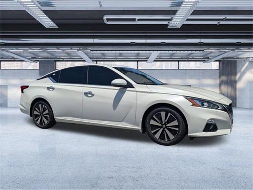 2021 Nissan Altima 2.5 SL