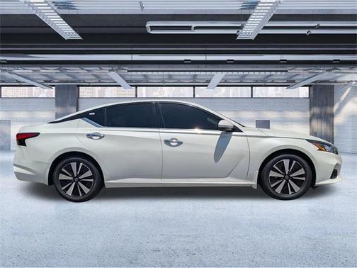 2021 Nissan Altima 2.5 SL