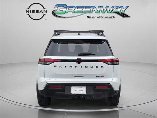 2026 Nissan Pathfinder Rock Creek