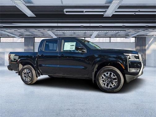 2025 Nissan Frontier SL