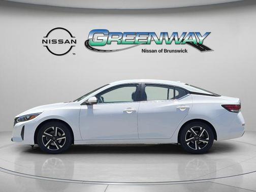 Cloud White 2024 Nissan Sentra SV