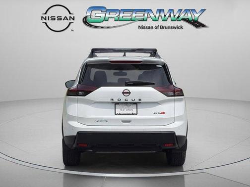 Everest White P 2026 Nissan Rogue Rock Creek