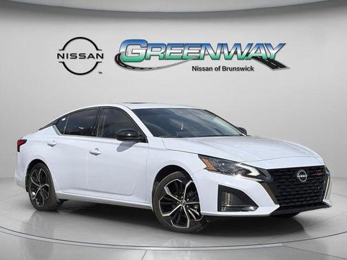 2024 Nissan Altima 2.5 SR