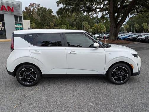 2024 Kia Soul EX