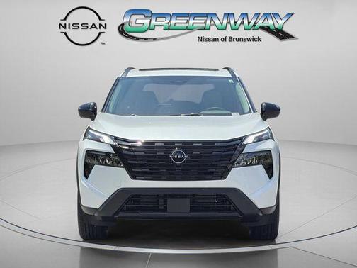 Everest White P 2026 Nissan Rogue Dark Armor