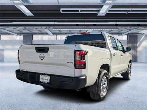 2025 Nissan Frontier S