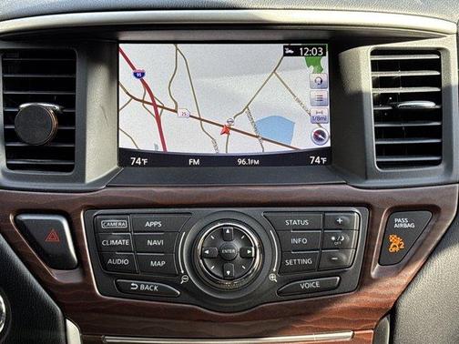 2017 Nissan Pathfinder Platinum