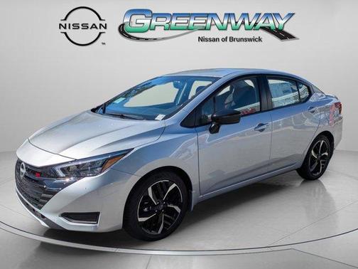 2025 Nissan Versa 1.6 SR