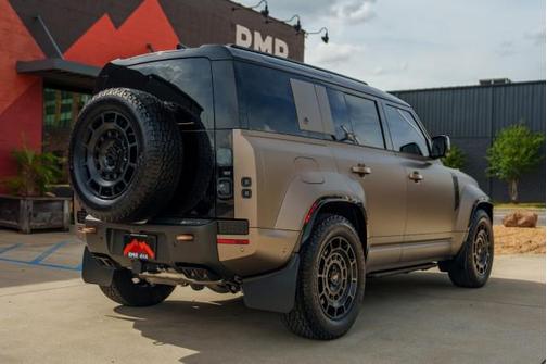 2026 Land Rover Defender P635 OCTA