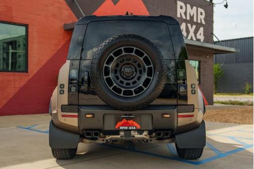 2026 Land Rover Defender P635 OCTA