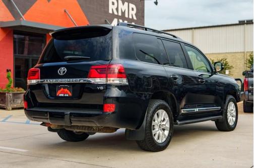 2017 Toyota Land Cruiser Base