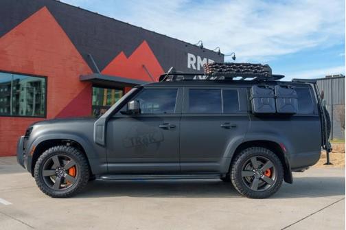 2023 Land Rover Defender 130 SE
