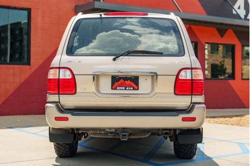 2000 Lexus LX 470 Base