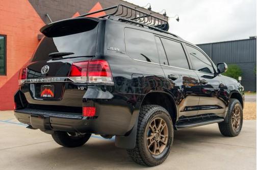 2020 Toyota Land Cruiser Base