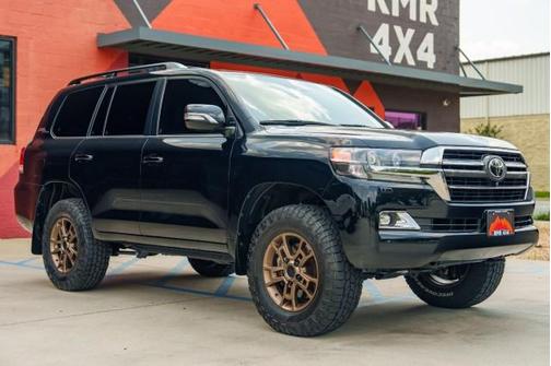 2020 Toyota Land Cruiser Base