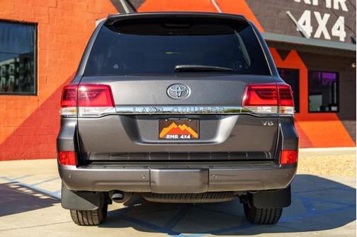 2021 Toyota Land Cruiser Base