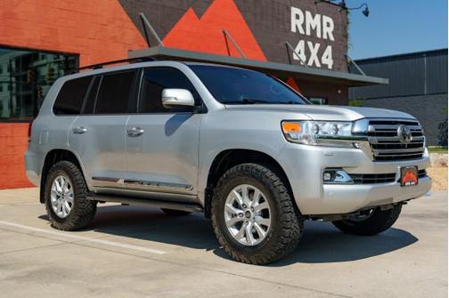 Classic Silver Metallic 2019 Toyota Land Cruiser Base