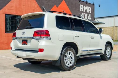 2021 Toyota Land Cruiser Base